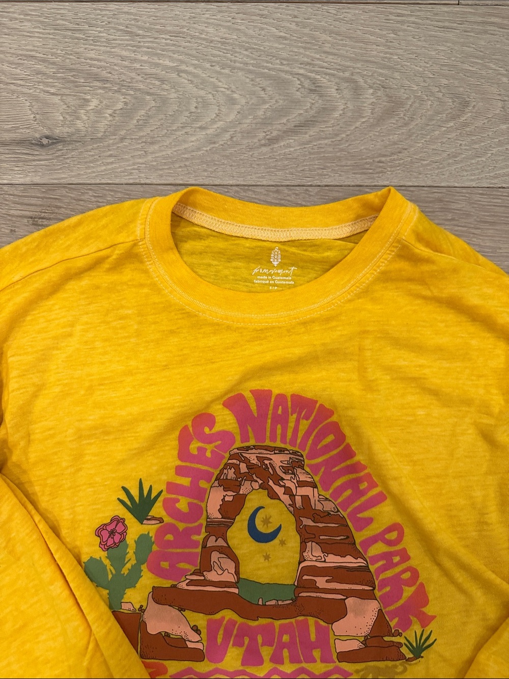 Free People Movement Yellow
Arches National Park Utah Long
Sleeve Tee Size Small - Picture 3 of 5